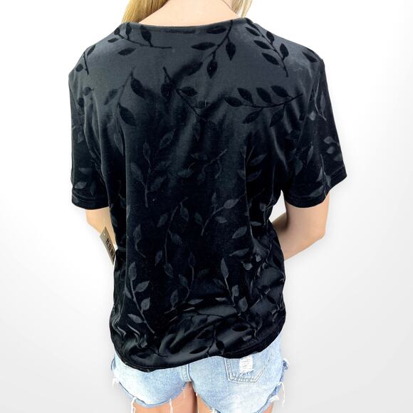90s ROBBIE BEE Vintage Black Floral Printed Velvet Short Sleeve T-shirt - Picture 3 of 7